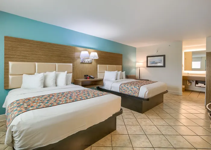 Beachside 3*