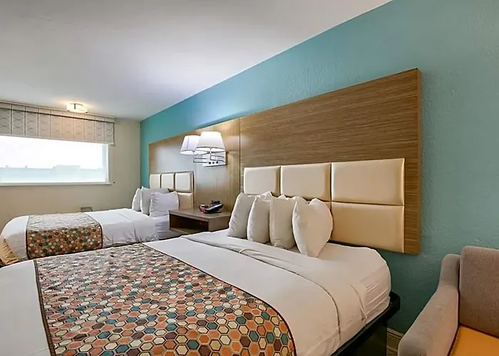 Beachside Hotel
